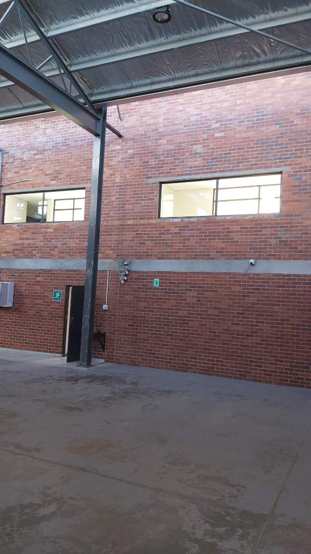 To Let commercial Property for Rent in Fairview Eastern Cape